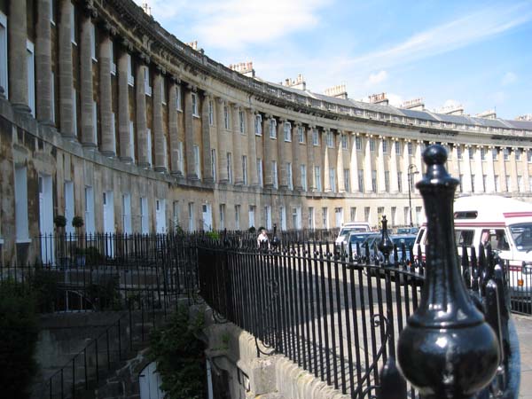 ../image/web_64_bath_crescent.jpg